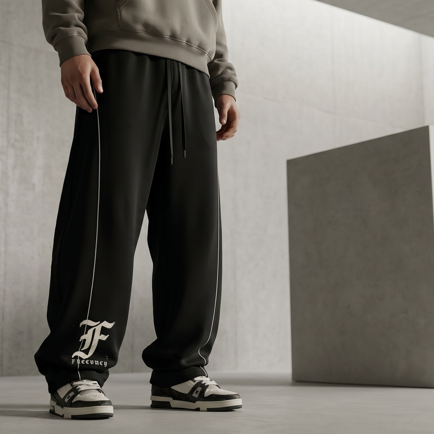 Relaxed Fit Black Sweatpants